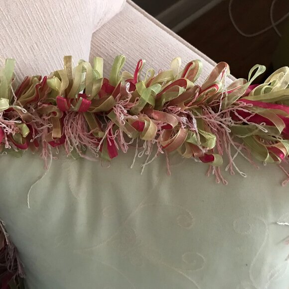 Set of 2 Accent Pillows - Picture 5 of 6